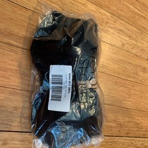 Victoria's secret bra size 38DDD